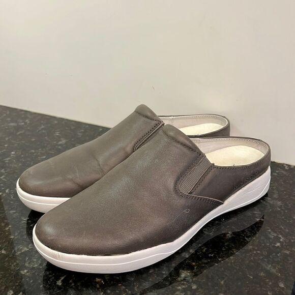 Josef Seibel Olive Brown Leather Slip on Women’s Shoes. Size 38/ 7-7.5 - Picture 1 of 12